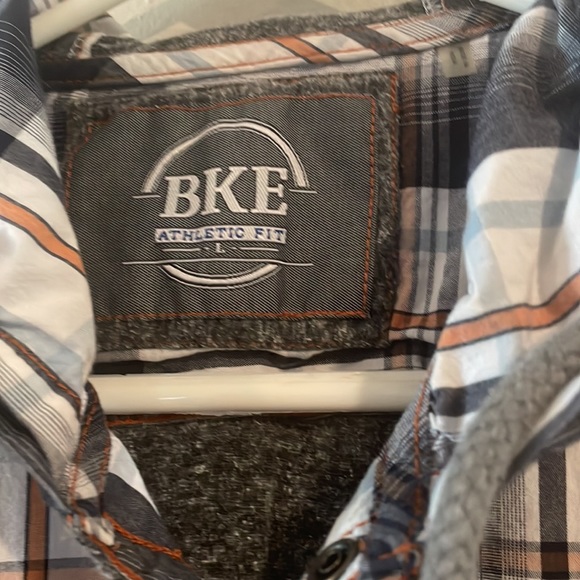 Men's button down - Picture 2 of 4